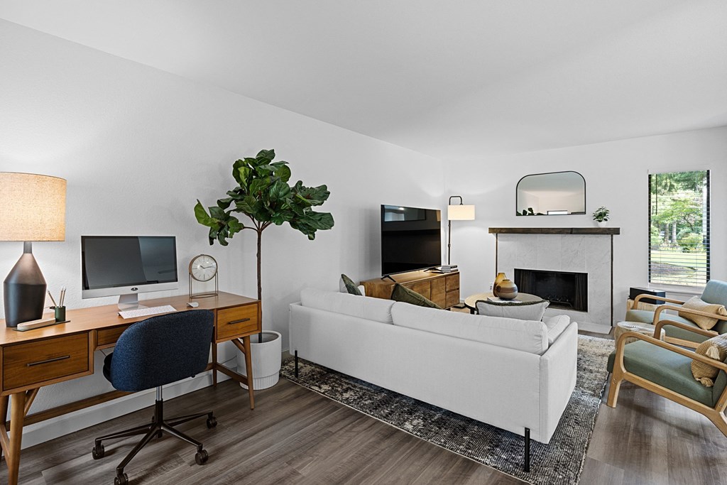 Remote Work Space at The Lakes in Bellevue, WA 98007